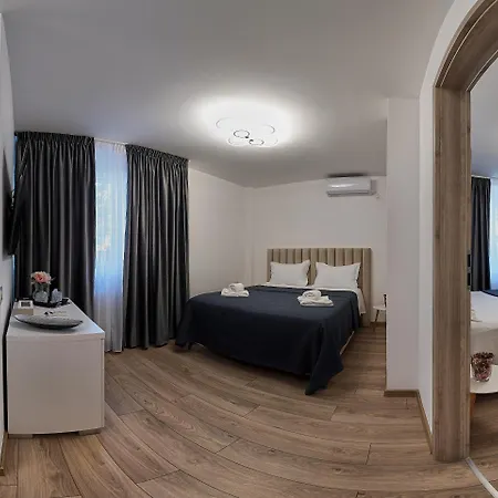 Hotel Hotel Emma S R L 4*