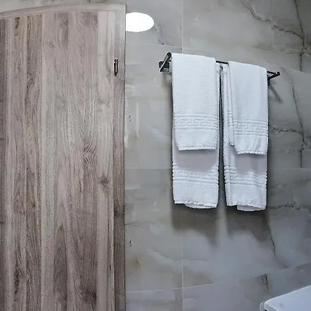 Emma Colentina Bucarest