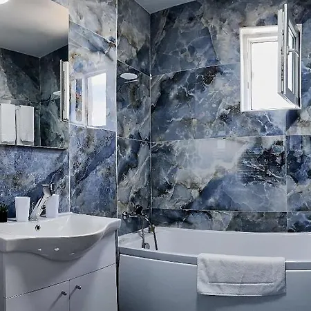 Emma Colentina Hotel